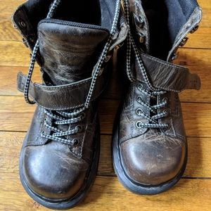 Dr. Martens Katherine Boot